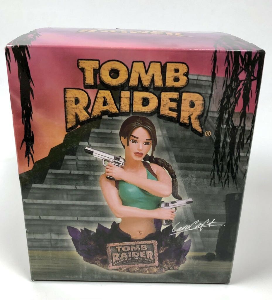 Tomb Raider Starring Laura Croft - Varner Studios (Tomb Raider) action figure collectible [Barcode 088491030027] - Main Image 2
