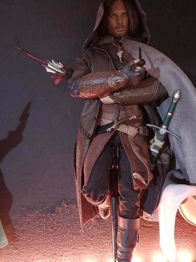 Aragorn (Exclusive) - Aci Toys (The Lord Of The Rings) action figure collectible - Main Image 3