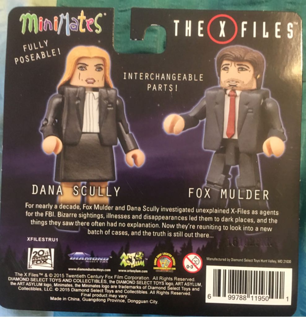 Fox Mulder / Dana Scully Minimates - Diamond Select (X-Files) action figure collectible [Barcode 699788119501] - Main Image 2
