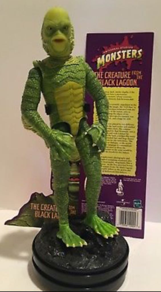 Creature From The Black Lagoon - Hasbro (Universal Monsters) action figure collectible [Barcode 076930109243] - Main Image 2