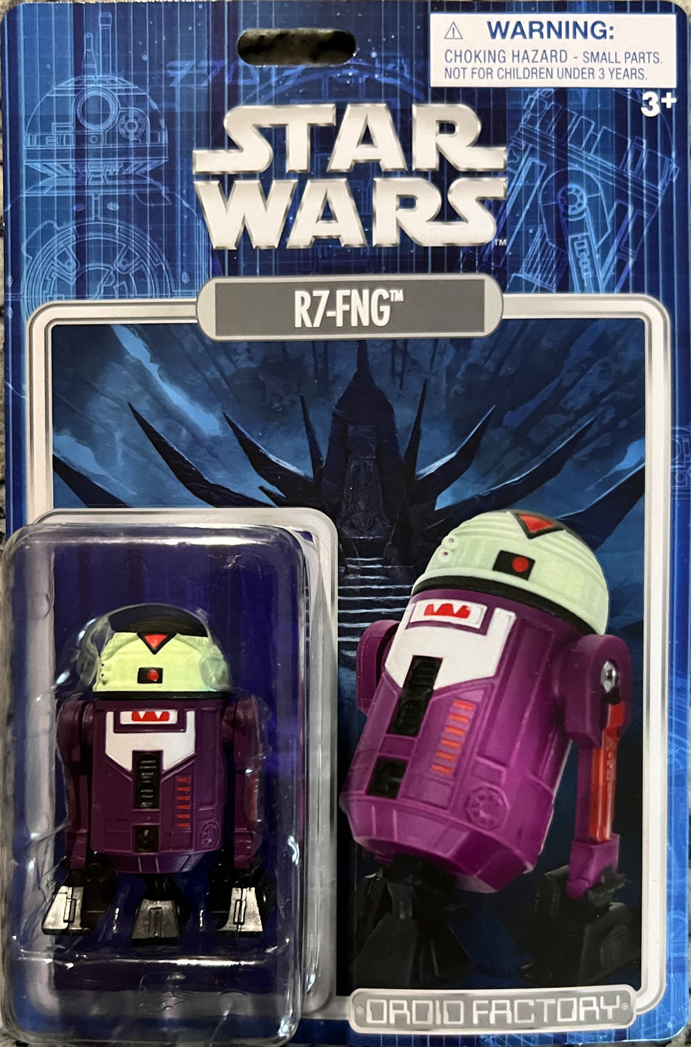 Batman V Superman SDCC 2015 Exclusive DieCast Pewter Logo Keyring