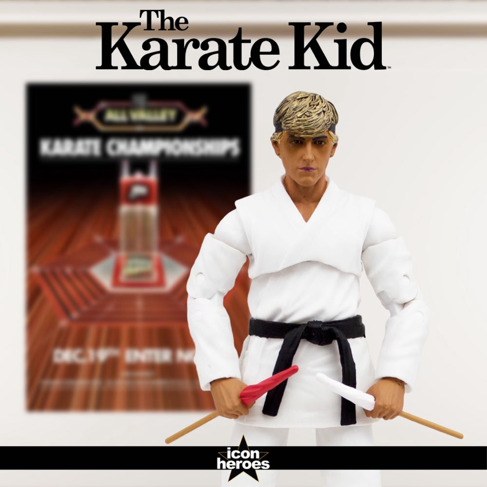 Johnny Lawrence (Cobra Kai Dojo) - Icon Heroes (The Karate Kid) action figure collectible [Barcode 806810251379] - Main Image 3