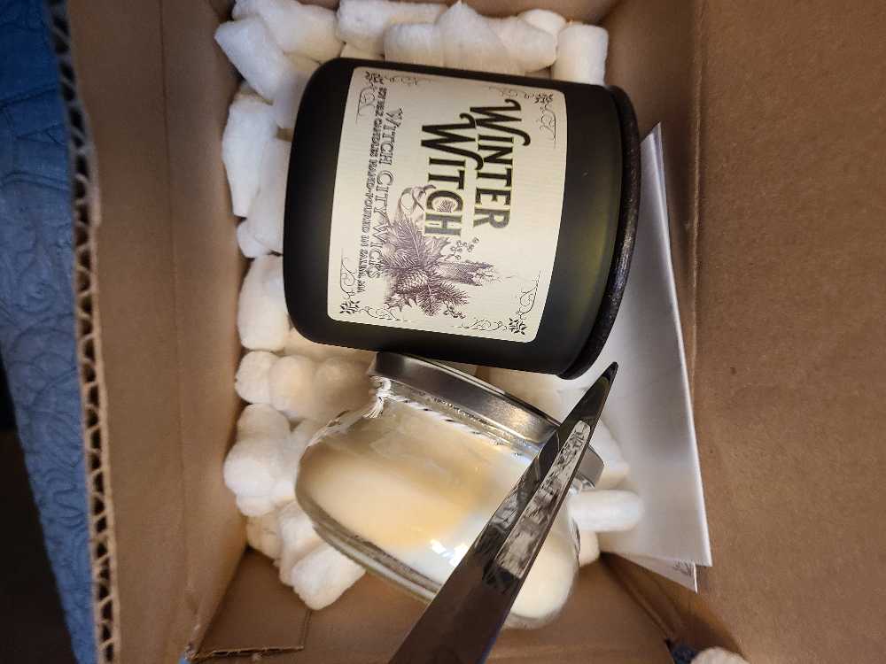 CANDLE: Christmas Witch City Wicks Winter Solstice 20022 - Witch City Wicks (Christmas Candles) action figure collectible - Main Image 4