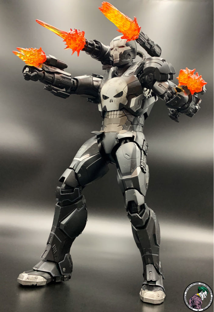 Punisher War Machine 1/6 Hot Toys VGM33 D28 - Hot Toys (Marvel Future Flight) action figure collectible - Main Image 2