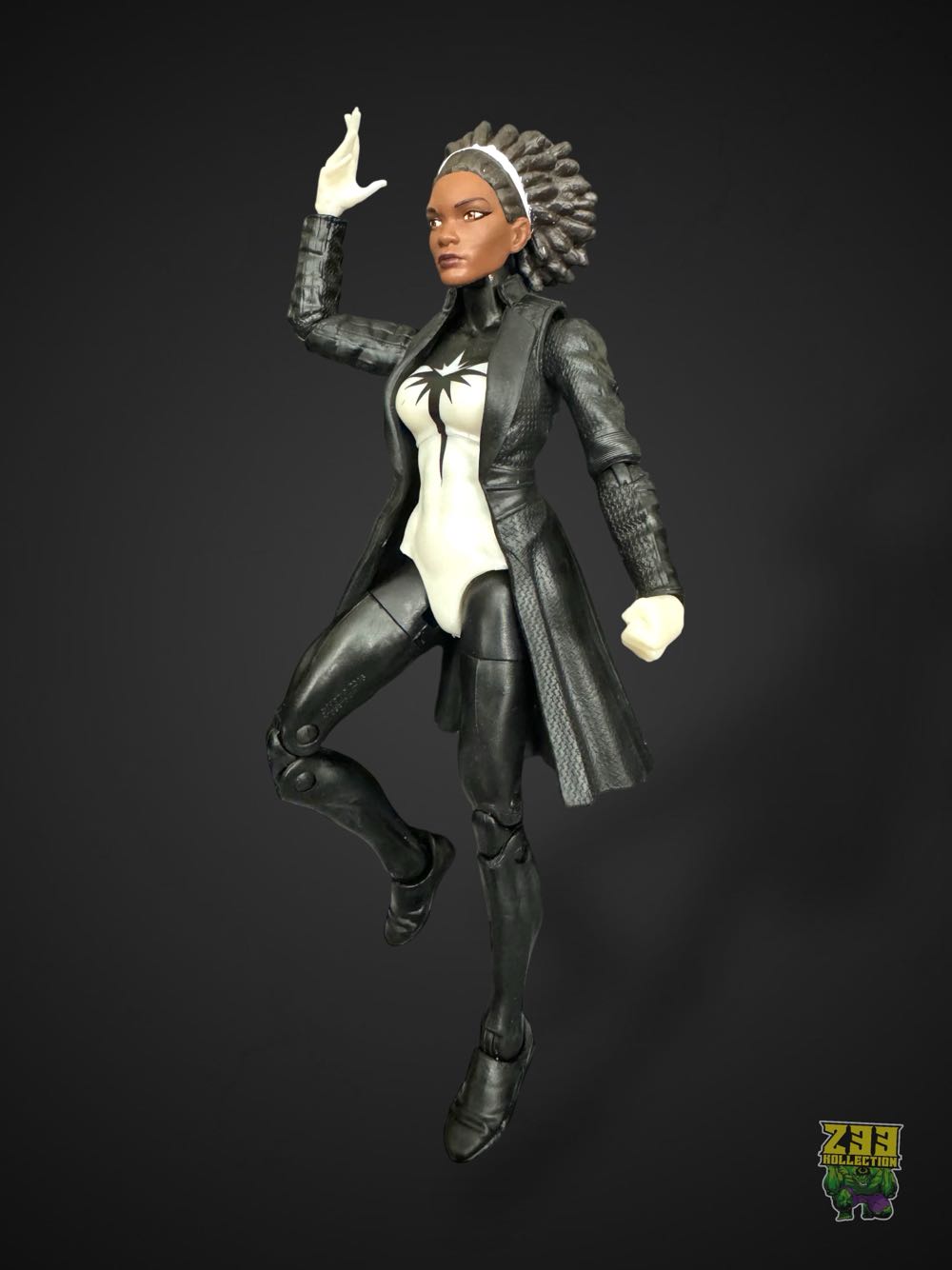 Marvel Legends (2011-????) (TRUB11x04) Spectrum Monica Rambeau - Hasbro (Marvel Legends Toys R Us Exclusive) action figure collectible - Main Image 3