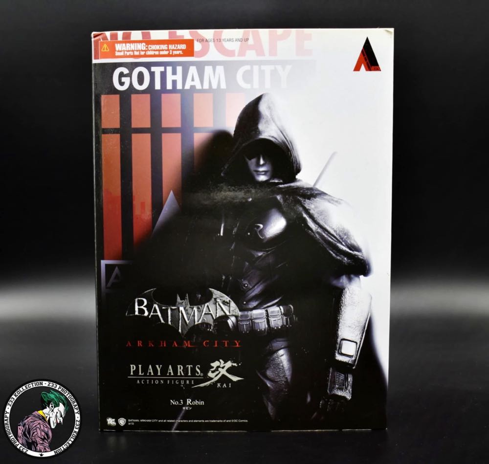 Play Arts Kai (BACx03) Robin - Play Arts Kai (Batman Arkham City) action figure collectible - Main Image 3