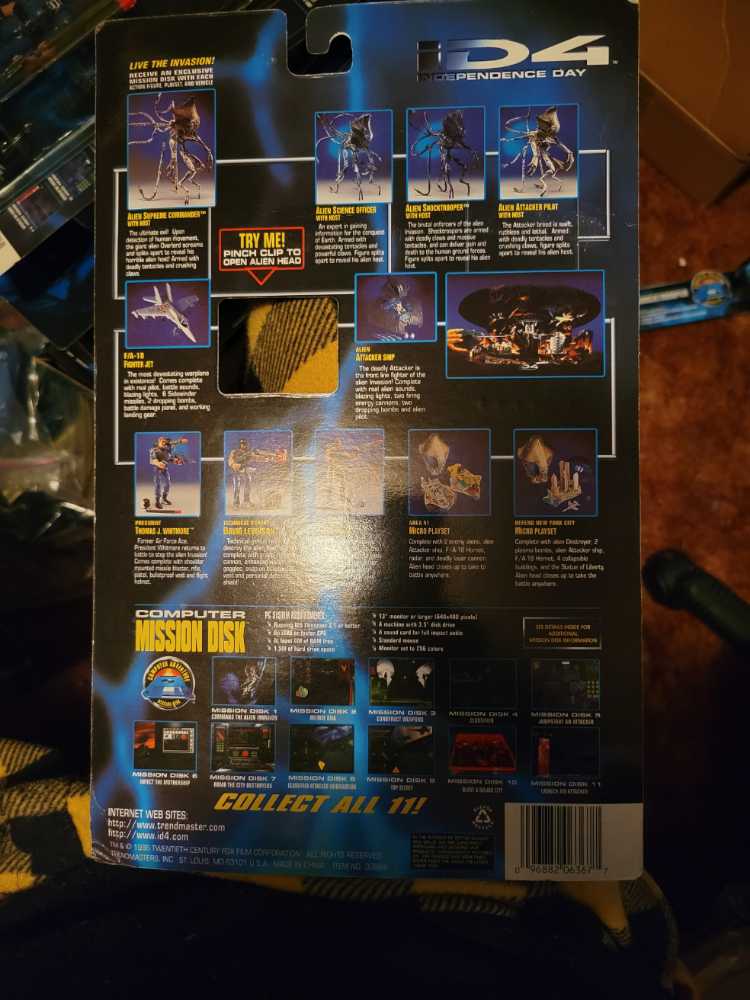 Alien Shocktrooper - Trendmasters (ID4 Independence Day) action figure collectible [Barcode 096882063677] - Main Image 2