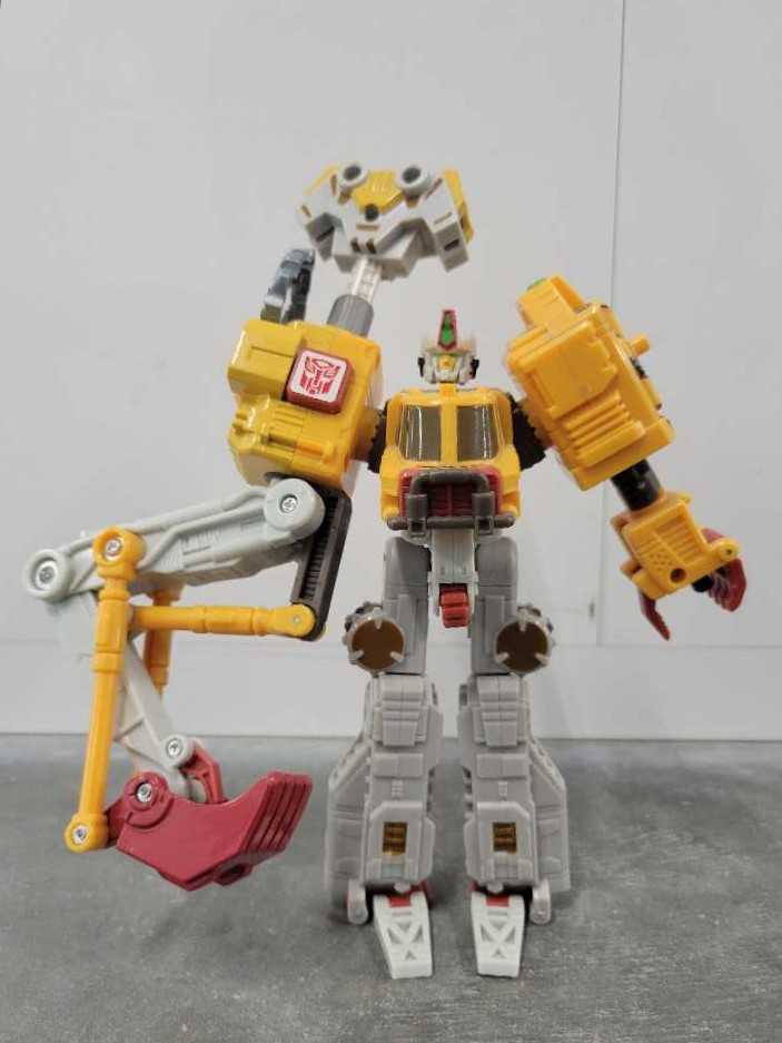 Longrack - Hasbro (Cybertron) action figure collectible - Main Image 2