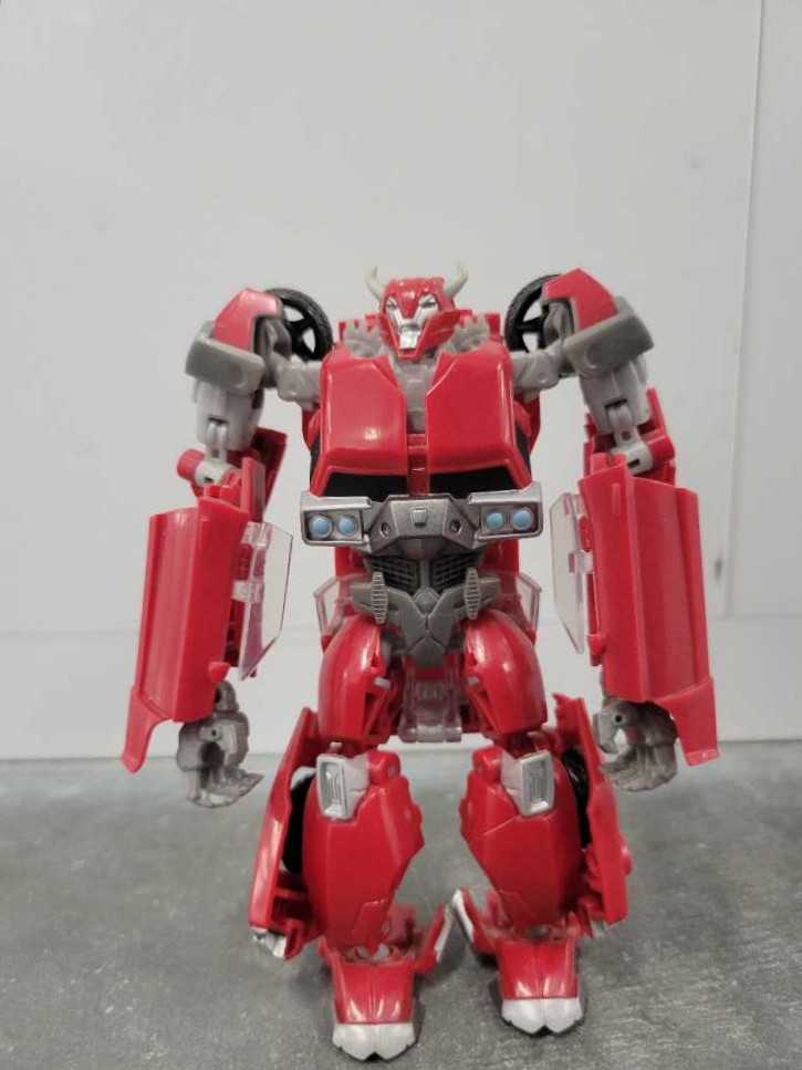 Cliffjumper Robot Mode - Hasbro (Prime) action figure collectible - Main Image 2