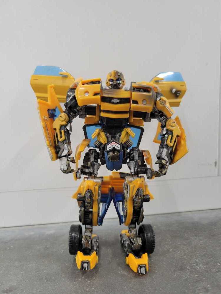 Bumblebee Evolution Of A Hero Concept Camero Target - Hasbro (Movie) action figure collectible - Main Image 2