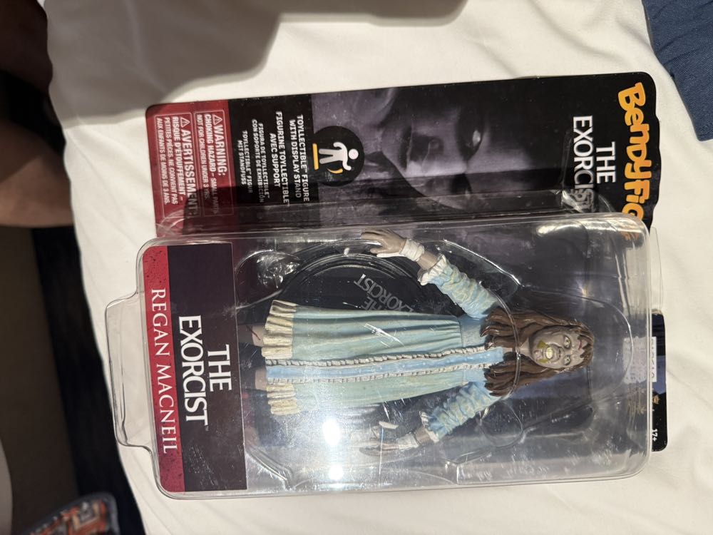 The exorcist bendyfigs 15uk 1150php - The Noble Collection (Exorcist) action figure collectible [Barcode 849421007355] - Main Image 2