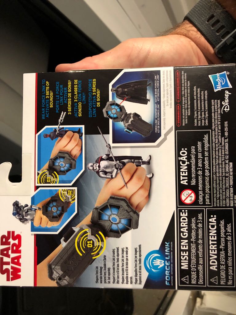 Finn (First Order Disguise) & Captain Phasma - Star Wars - Disney / Hasbro (Star Wars) action figure collectible [Barcode 630509623082] - Main Image 2