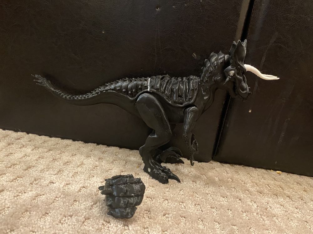 Ultimasaurus - Kenner (Jurassic Park Chaos Effect) action figure collectible - Main Image 2