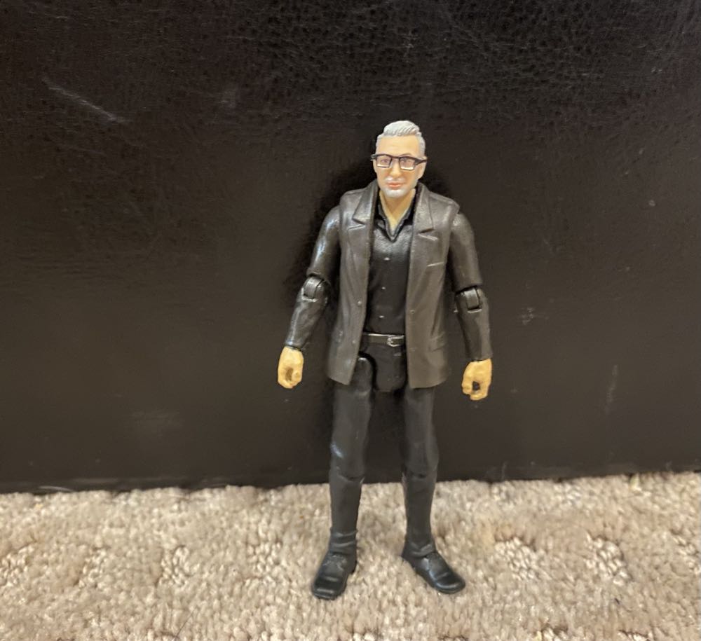 Ian Malcolm and Green Velociraptor - Mattel (Jurassic World Dominion) action figure collectible - Main Image 3