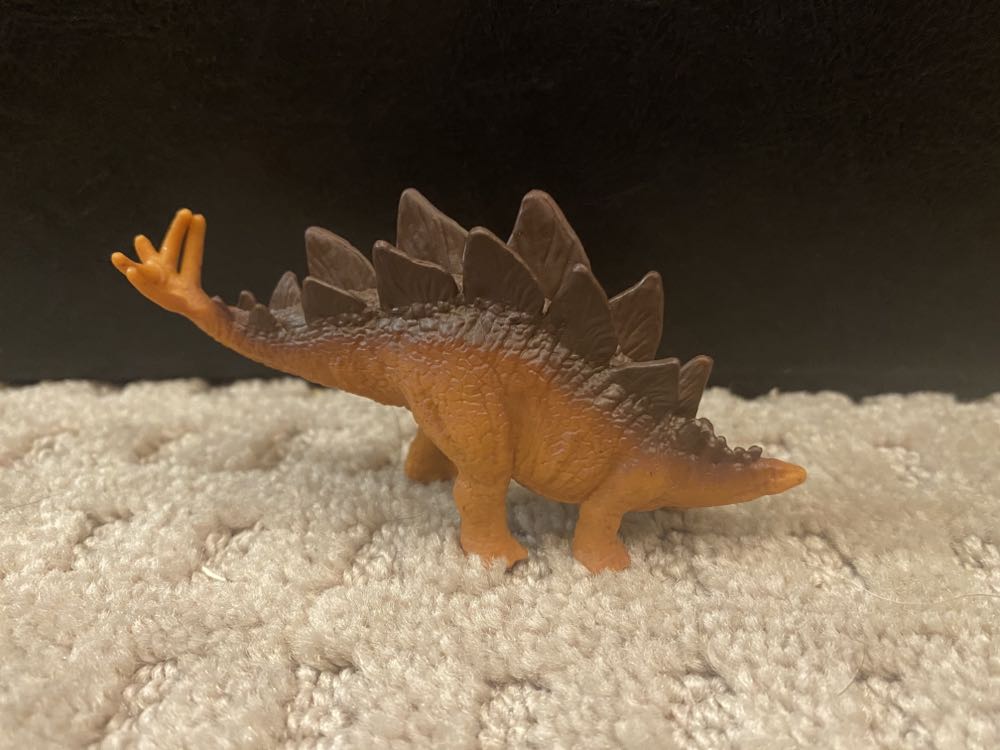 Stegosaurus Dig And Discover Mini - Mattel (Jurassic World Dominion) action figure collectible - Main Image 2
