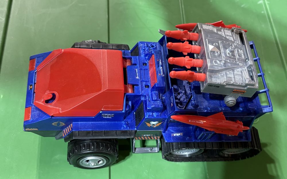 Cobra Basilisk - Hasbro - G.I. Joe (G I Joe 50th Anniversary) action figure collectible [Barcode 630509374236] - Main Image 4