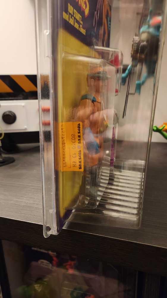 Ghostbusters Ray Stantz Fright Features - Kenner (The Real Ghostbusters) action figure collectible [Barcode 076281803807] - Main Image 3