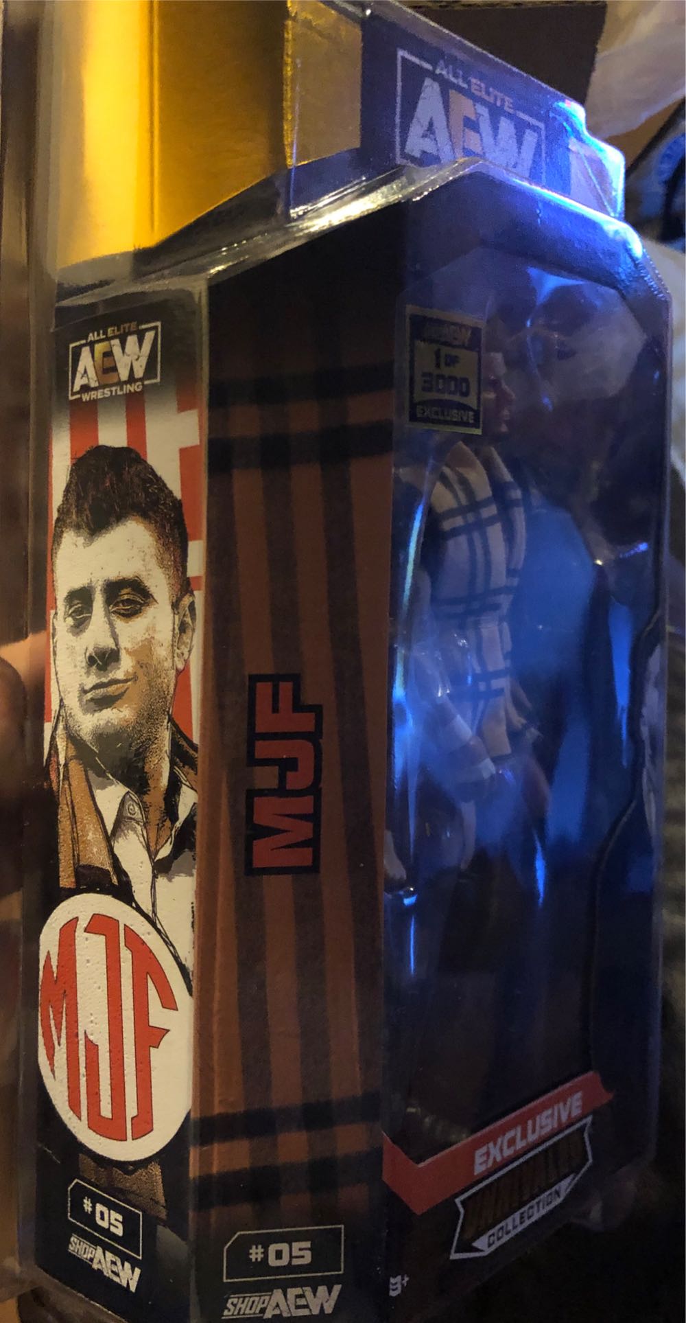 AEW - MJF - Shop AEW Exclusive - 1 of 3000 - Jazwares (AEW - Shop AEW Exclusive) action figure collectible [Barcode 190026435976] - Main Image 3