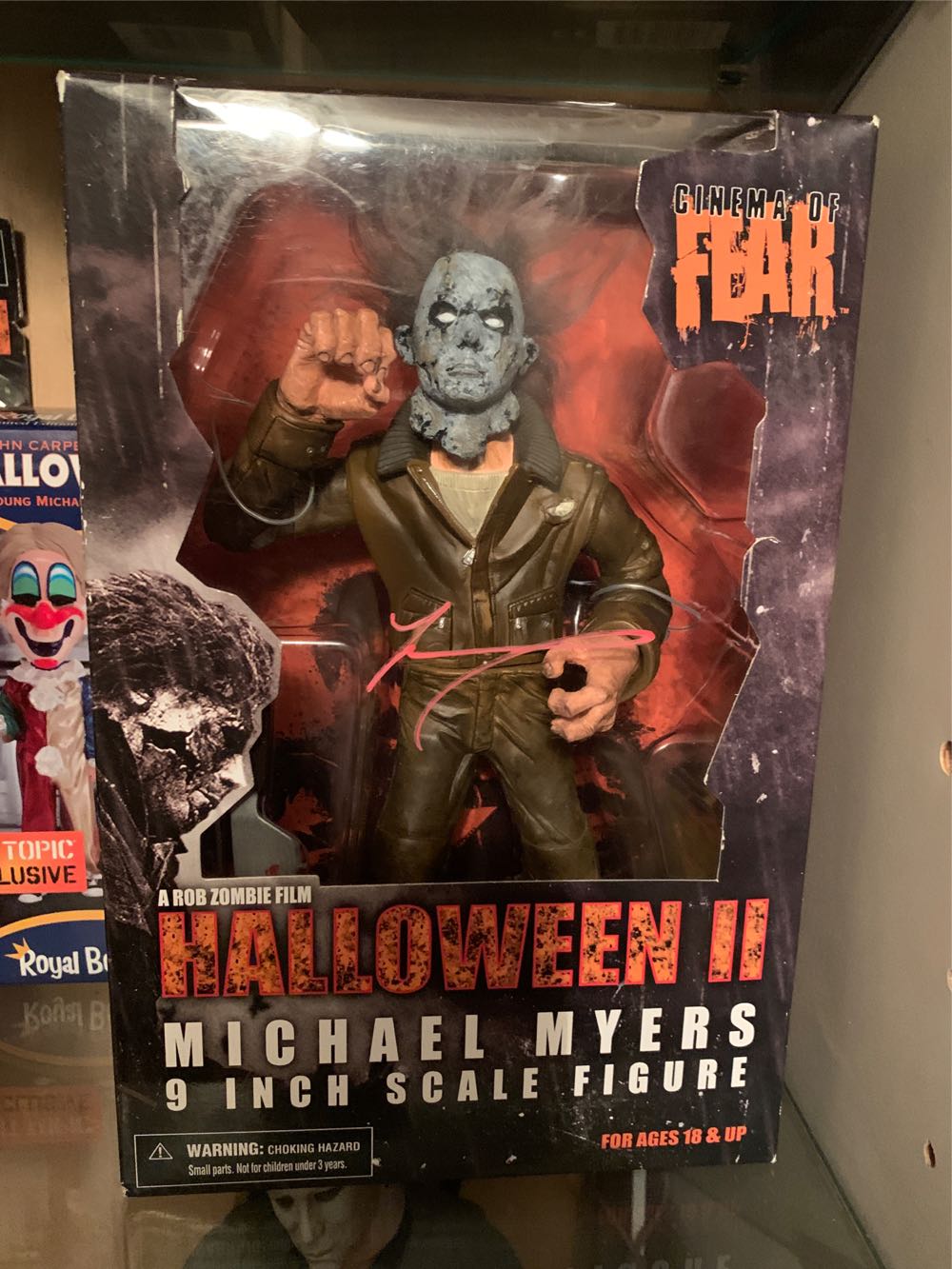 Mezco Michael Myers Stylized Roto  action figure collectible [Barcode 696198450200] - Main Image 1