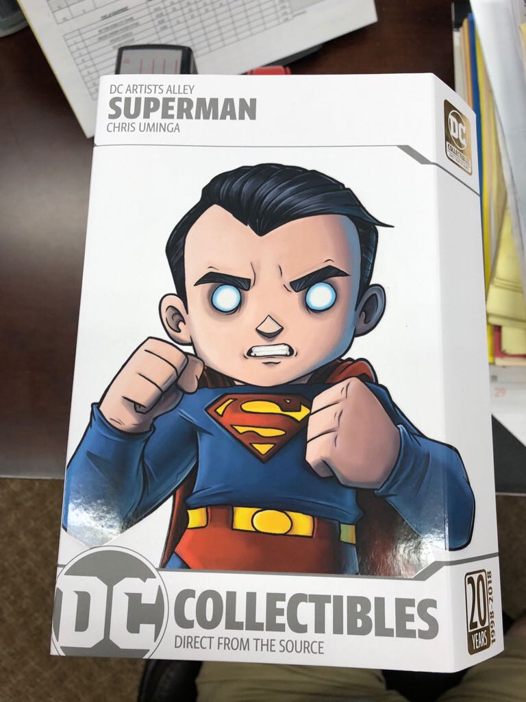 DC Artists Alley Superman  action figure collectible [Barcode 761941350615] - Main Image 2