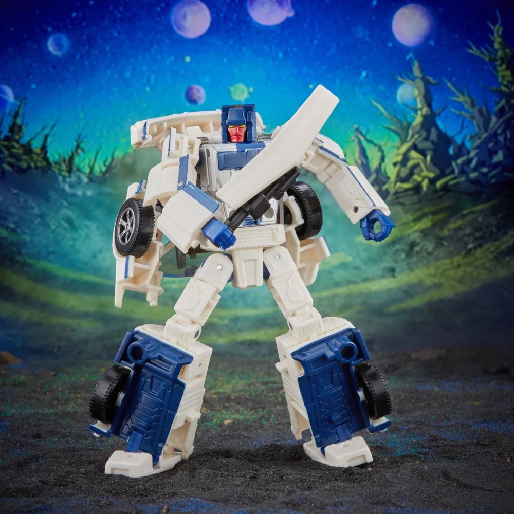BREAKDOWN - Hasbro (Deluxe Class) action figure collectible [Barcode 5010994196943] - Main Image 2
