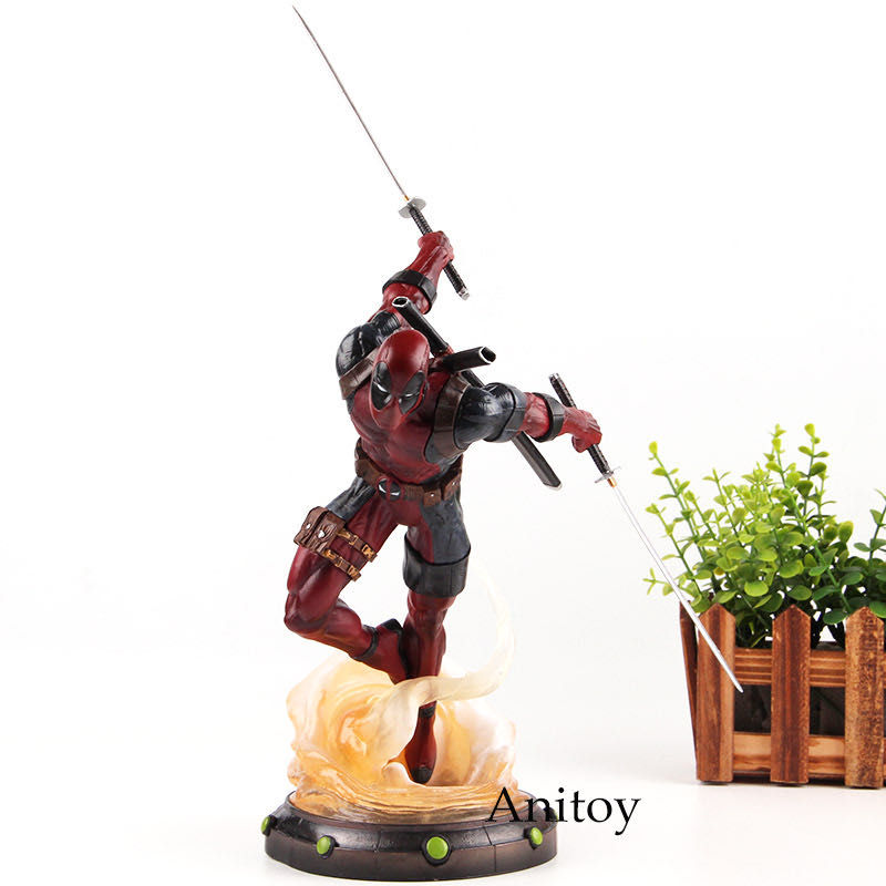Deadpool - Diorama PVC - Walmart Exclusive  - Diamond Select Gallery (Diamond Gallery PVC Diorama: Marvel) action figure collectible [Barcode 699788182604] - Main Image 3