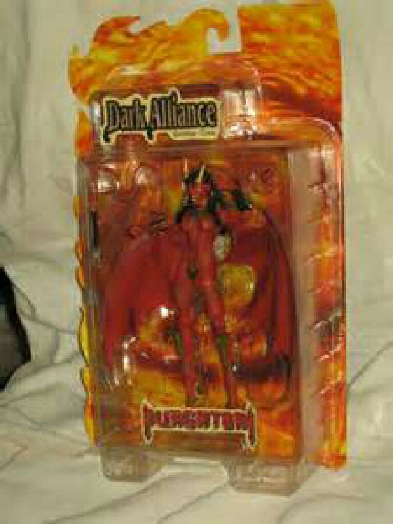 Dark Alliance series one Purgatori  action figure collectible [Barcode 699788200513] - Main Image 2