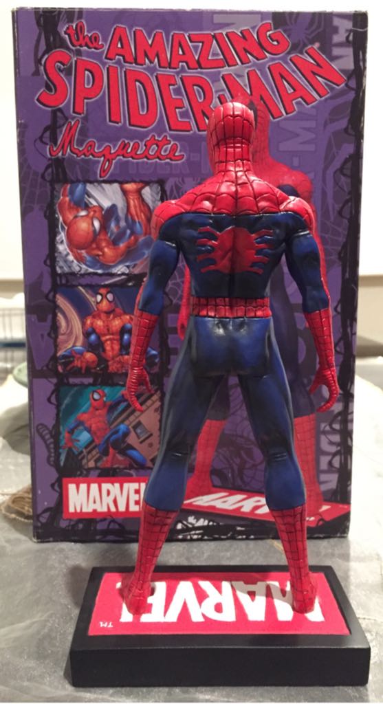Spiderman - Marvel (Diamond Select) action figure collectible [Barcode 699788210871] - Main Image 2
