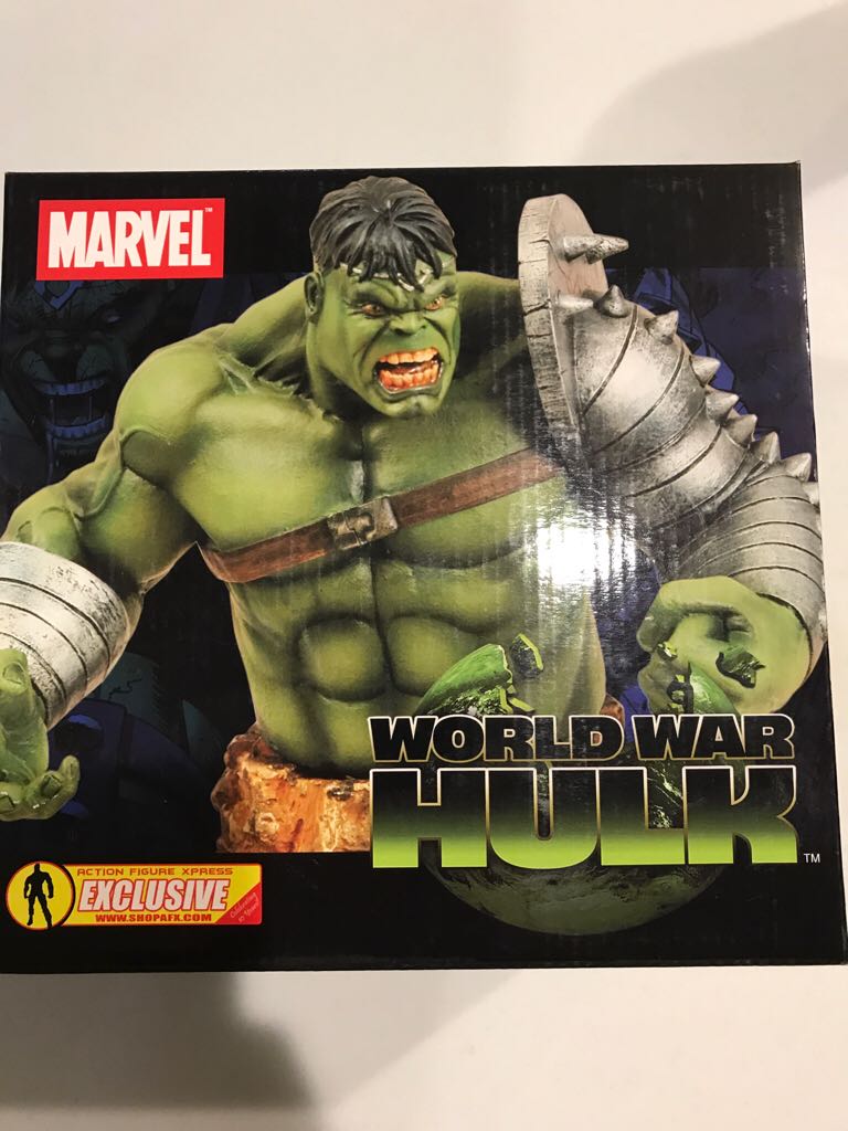 Action Figure Express Exclusive World War Hulk Bust - Diamond Select Toys (World War Hulk) action figure collectible [Barcode 699788214206] - Main Image 1