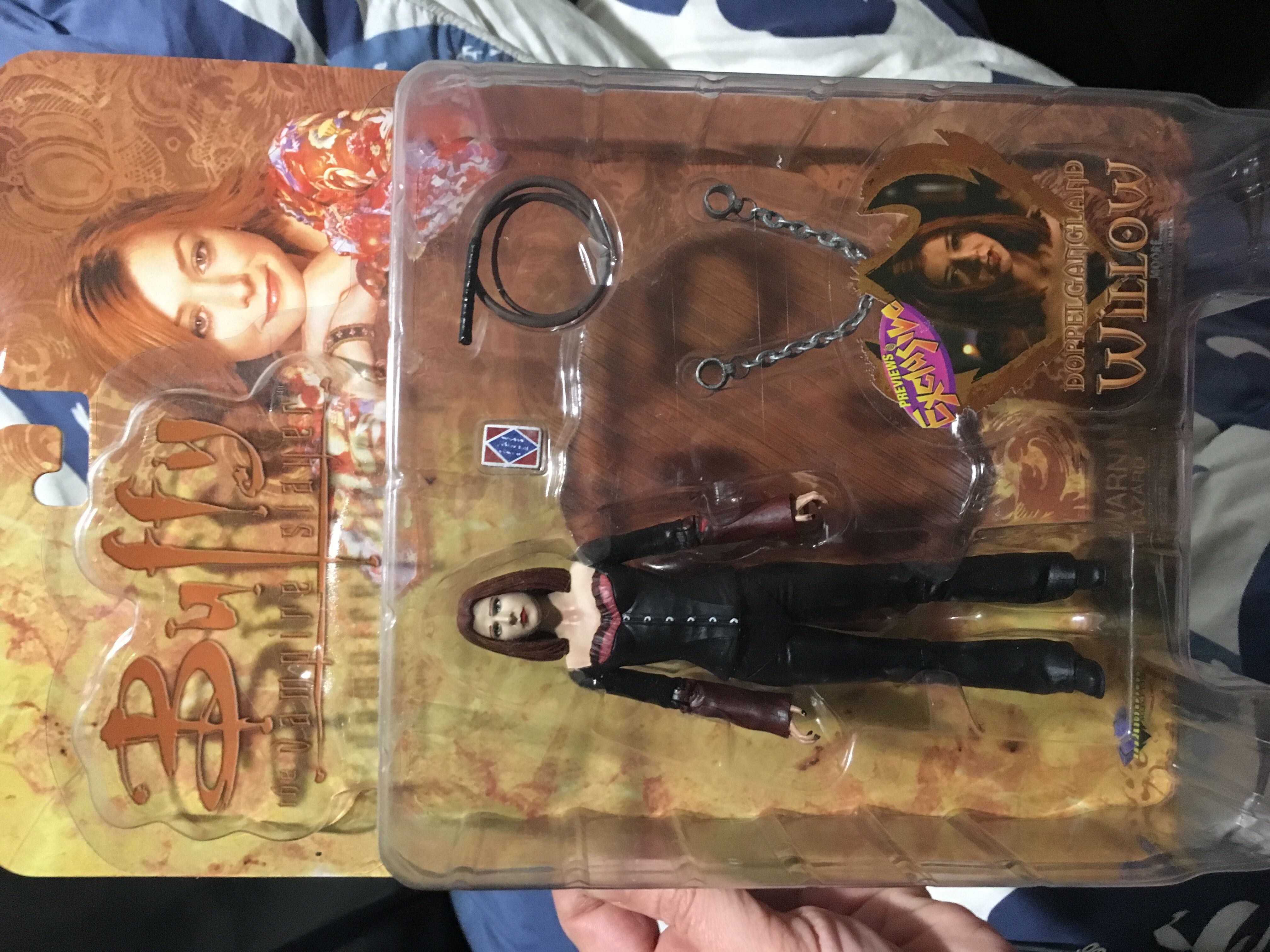 Willow (Doppelgangland) - Diamond Select (Buffy) (Buffy The Vampire Slayer) action figure collectible [Barcode 699788605233] - Main Image 3