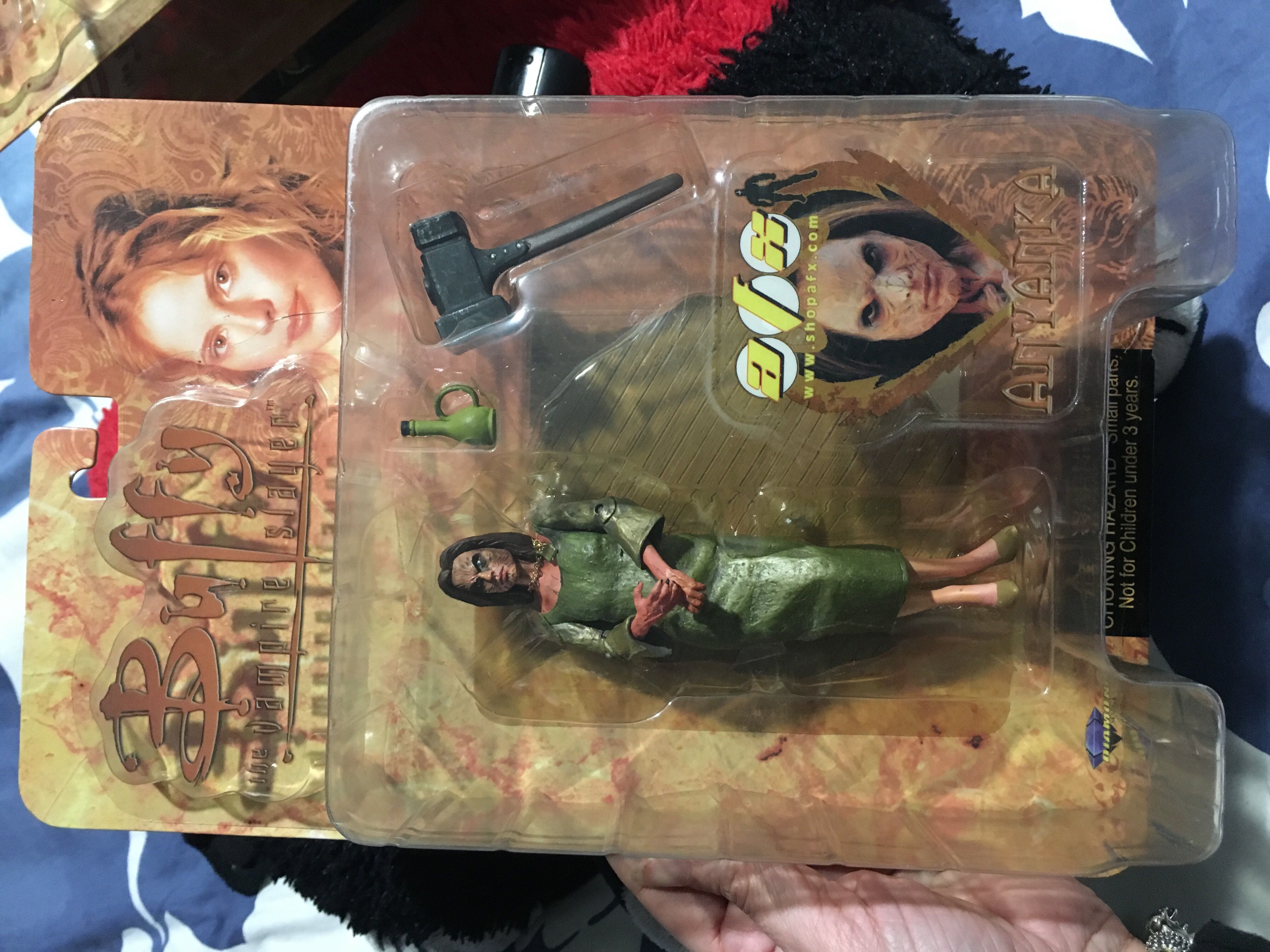 Buffy The Vampire Slayer: Anyanka (AFX) - Diamond Select (Buffy) (Buffy The Vampire Slayer) action figure collectible [Barcode 699788605370] - Main Image 3