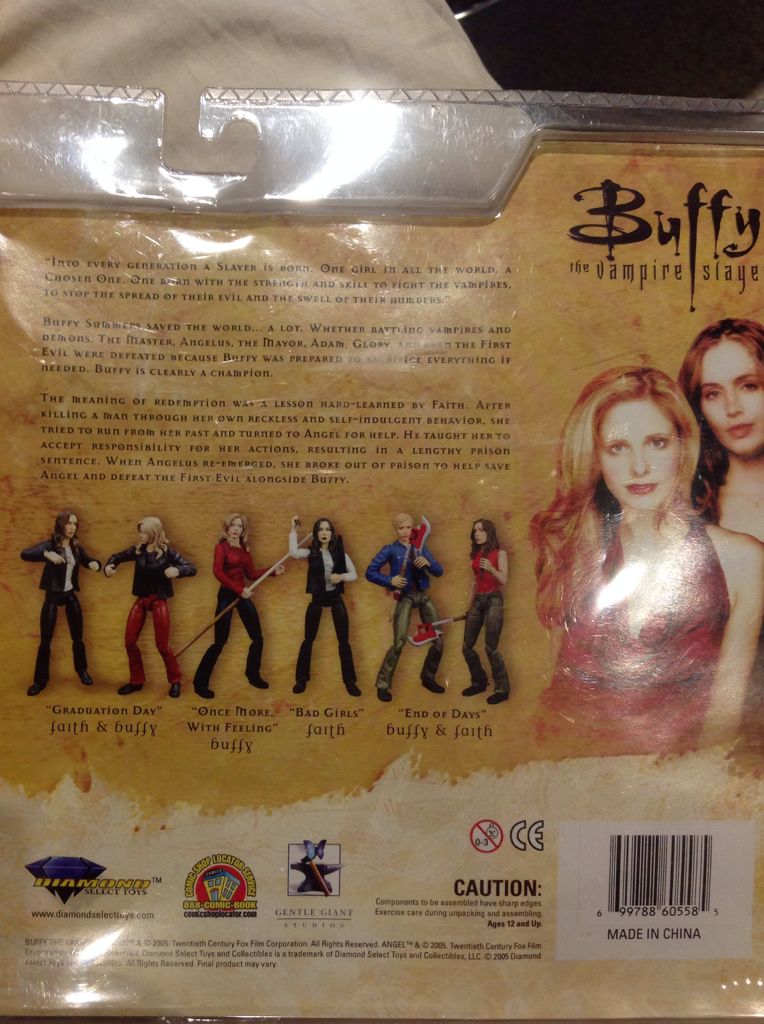 Faith (Graduation Day) - Diamond Select Toys (Buffy The Vampire Slayer) action figure collectible [Barcode 699788605585] - Main Image 2