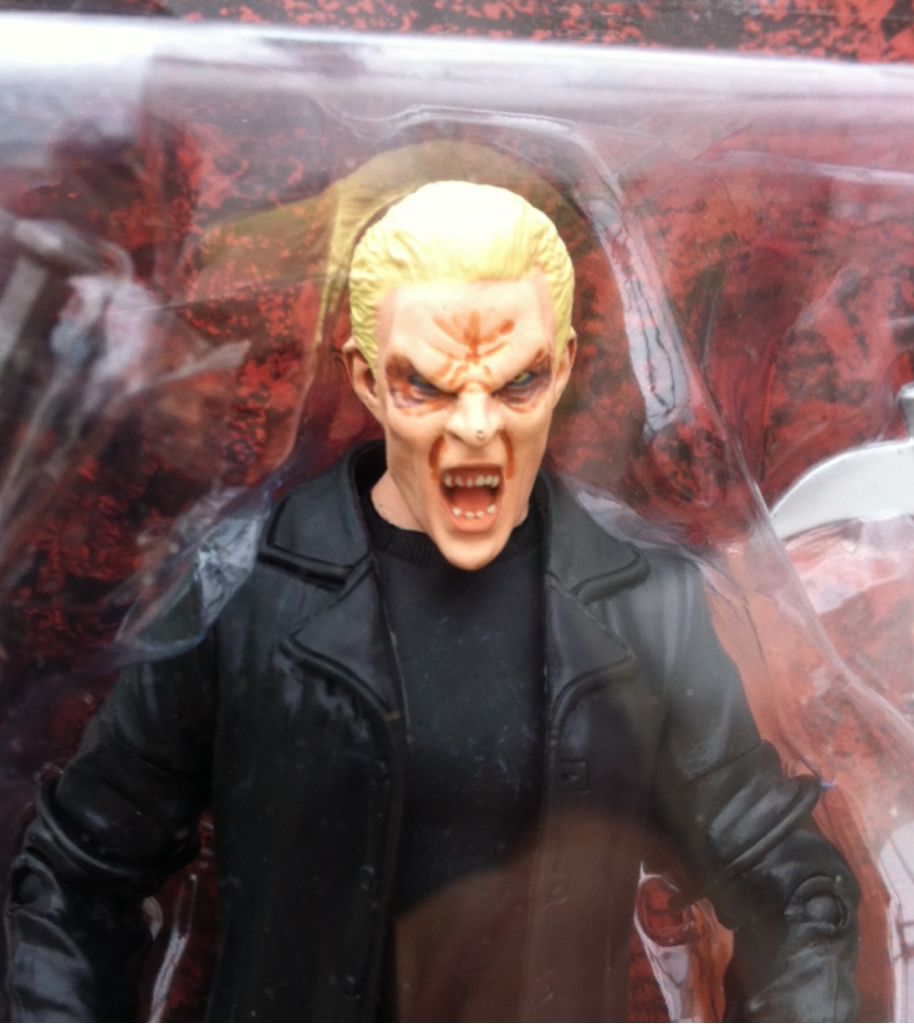 Spike (Just Rewards) - Diamond Select (Angel) (Angel) action figure collectible [Barcode 699788605677] - Main Image 2
