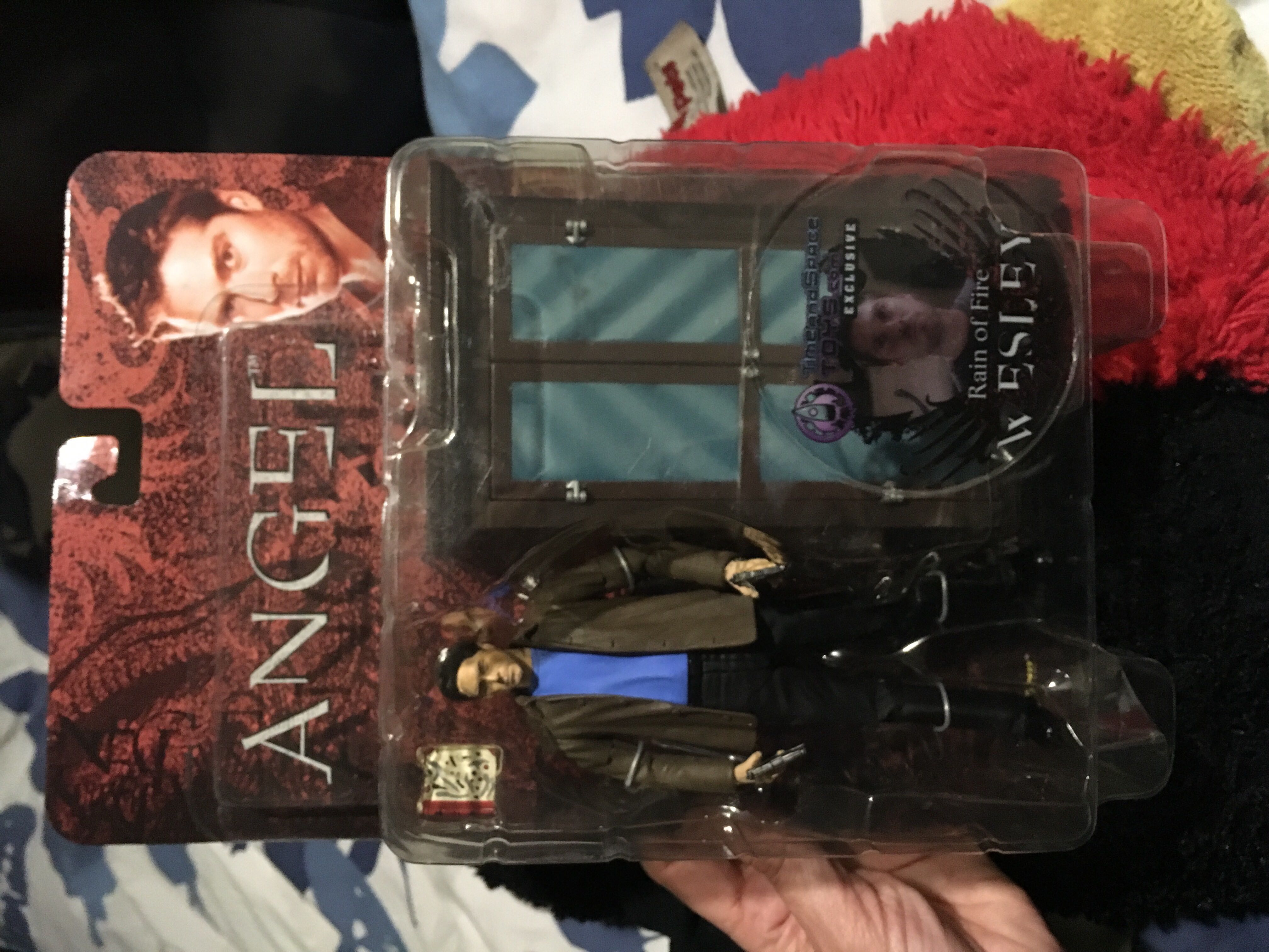 Wesley Rain of Fire  - Diamond Select (S3 Angel) action figure collectible [Barcode 699788605790] - Main Image 3