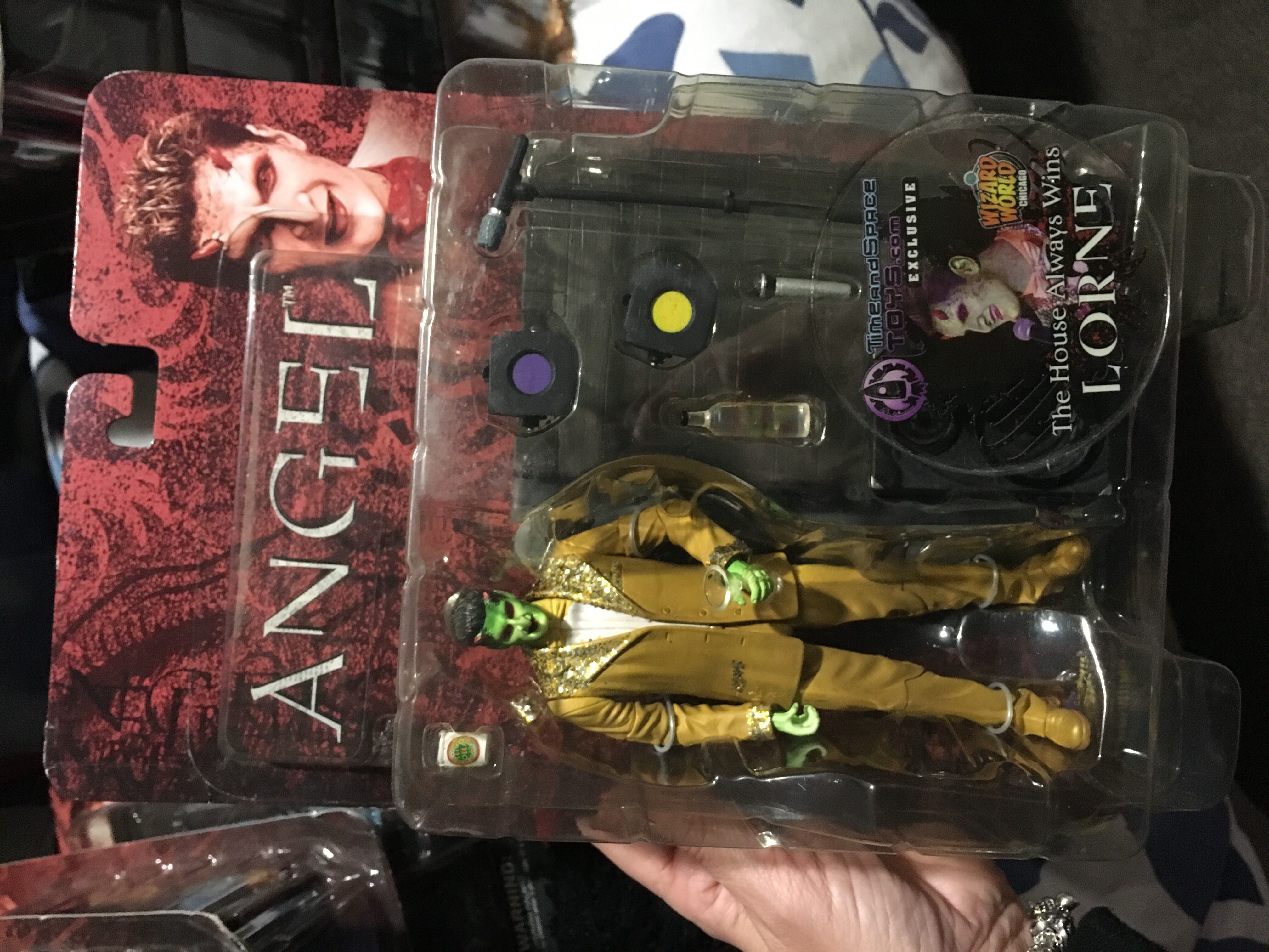 Lorne (The House Always Wins) - Diamond Select (Angel) (Angel) action figure collectible [Barcode 699788605820] - Main Image 3