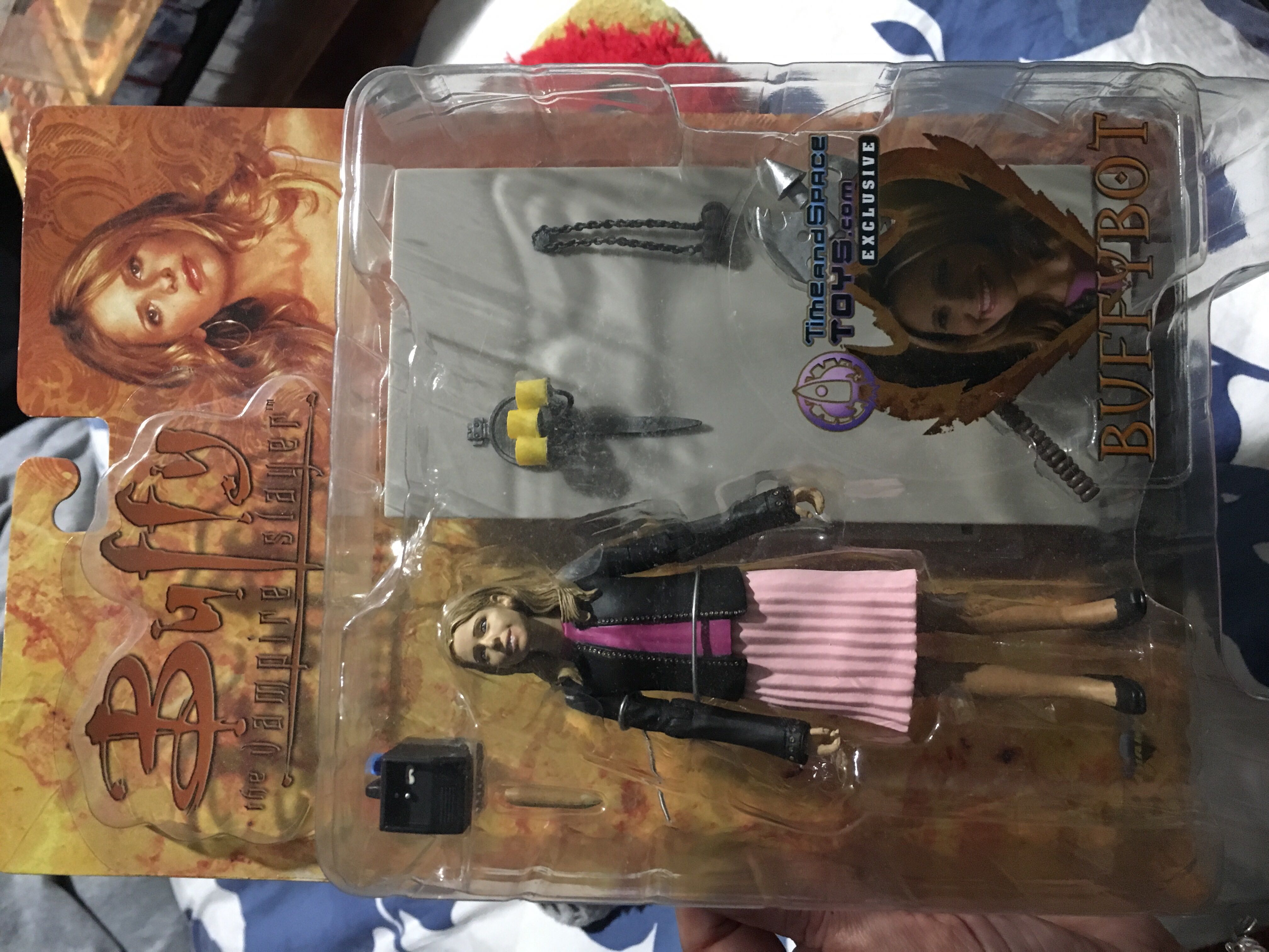 Buffybot (TST exclusive)  (Buffy The Vampire Slayer) action figure collectible [Barcode 699788606148] - Main Image 3