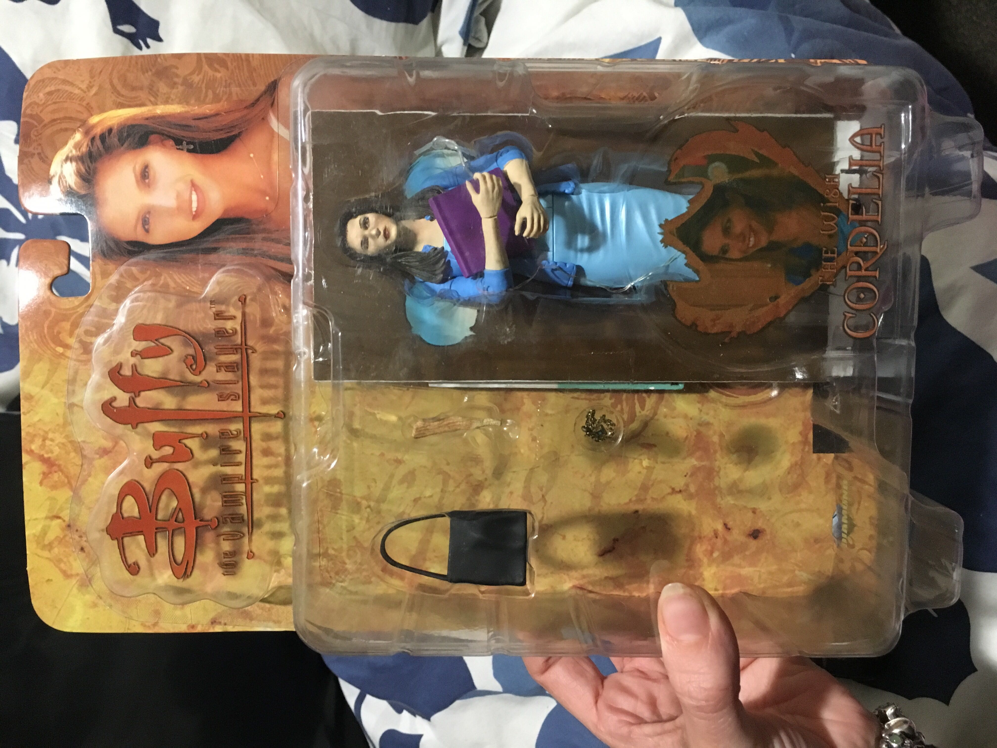 BTVS - CORDELIA - The Wish  (Buffy The Vampire Slayer) action figure collectible [Barcode 699788606315] - Main Image 3