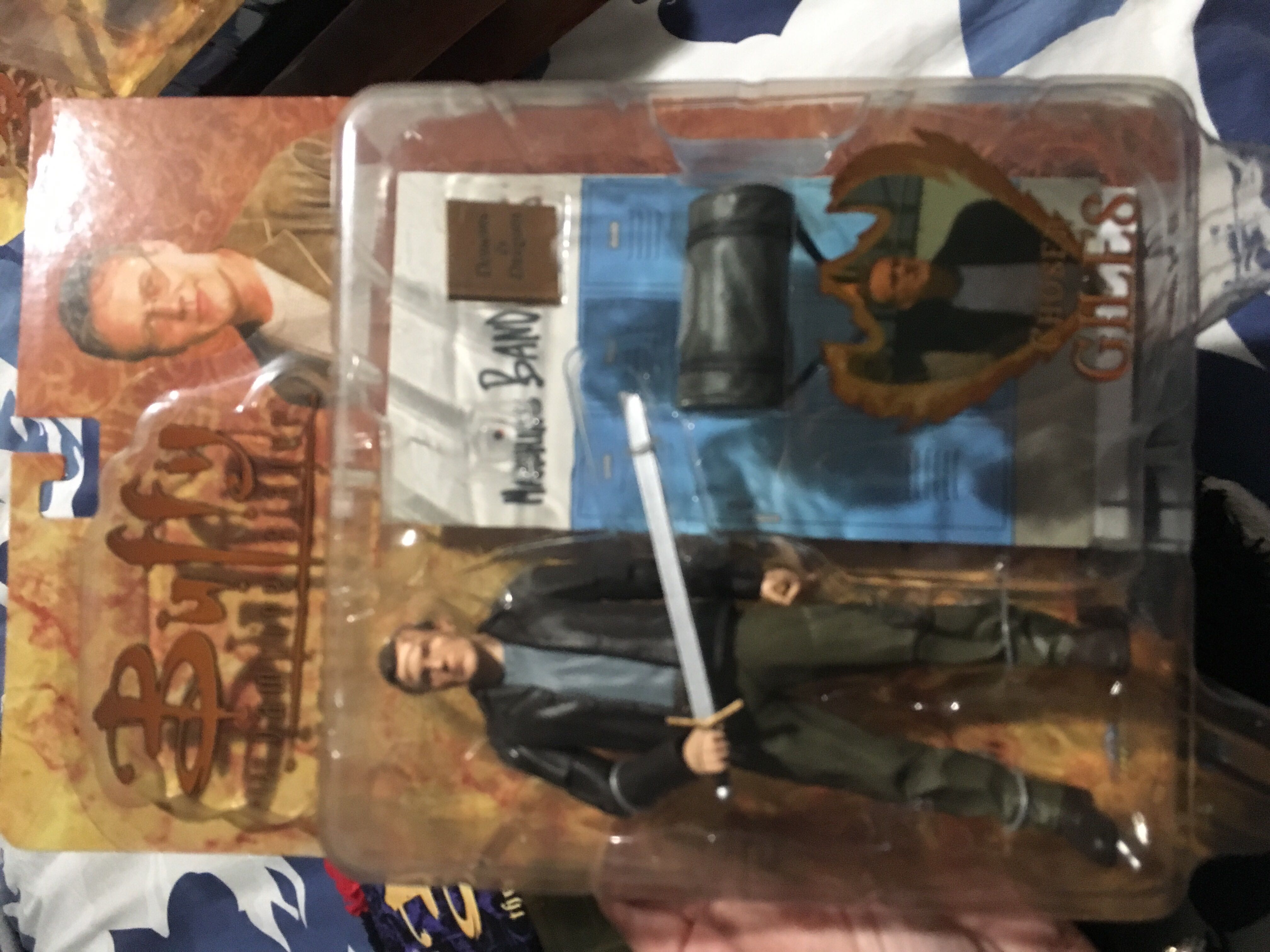 Buffy the Vampire Slayer action figure: Chosen Giles  action figure collectible [Barcode 699788606490] - Main Image 3