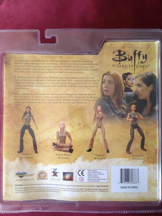 Kendra ”Becoming” - Buffy The Vampire Slayer - Diamond (Buffy The Vampire Slayer) action figure collectible [Barcode 699788606667] - Main Image 2