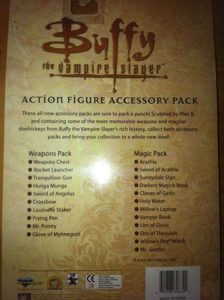 Buffy The Vampire Slayer Action Figure Accessory Pack - Diamond Select Toys (Buffy The Vampire Slayer) action figure collectible [Barcode 699788606742] - Main Image 2