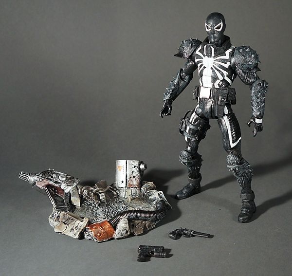 Marvel Select Disney Exclusive Flash Thompson Venom - Diamond Select Toys (Marvel Select Disney) action figure collectible [Barcode 699788722732] - Main Image 2