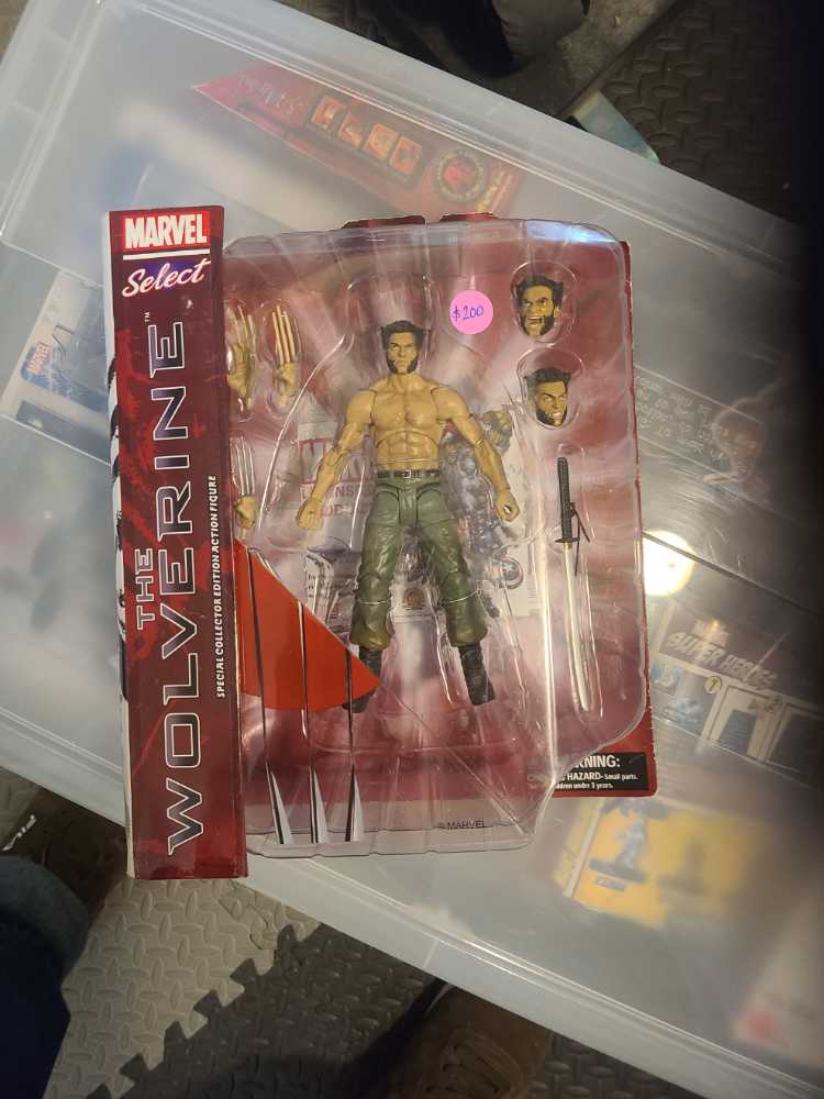 Diamond Select Toys Marvel Select The Wolverine (Logan) - Diamond Select (Marvel Select) action figure collectible [Barcode 699788723845] - Main Image 2