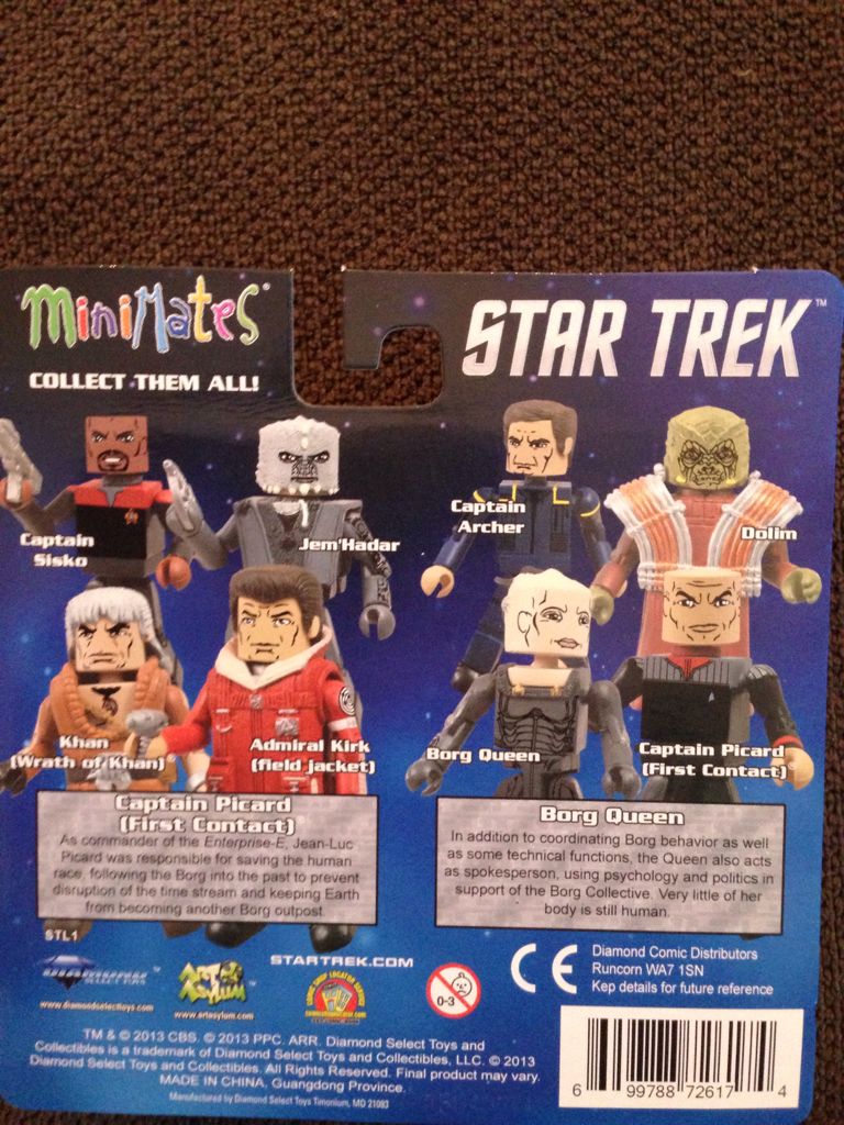 Captain Picard (First Contact®) & Borg Queen - Diamond Select Toys (Star Trek) action figure collectible [Barcode 699788726174] - Main Image 2