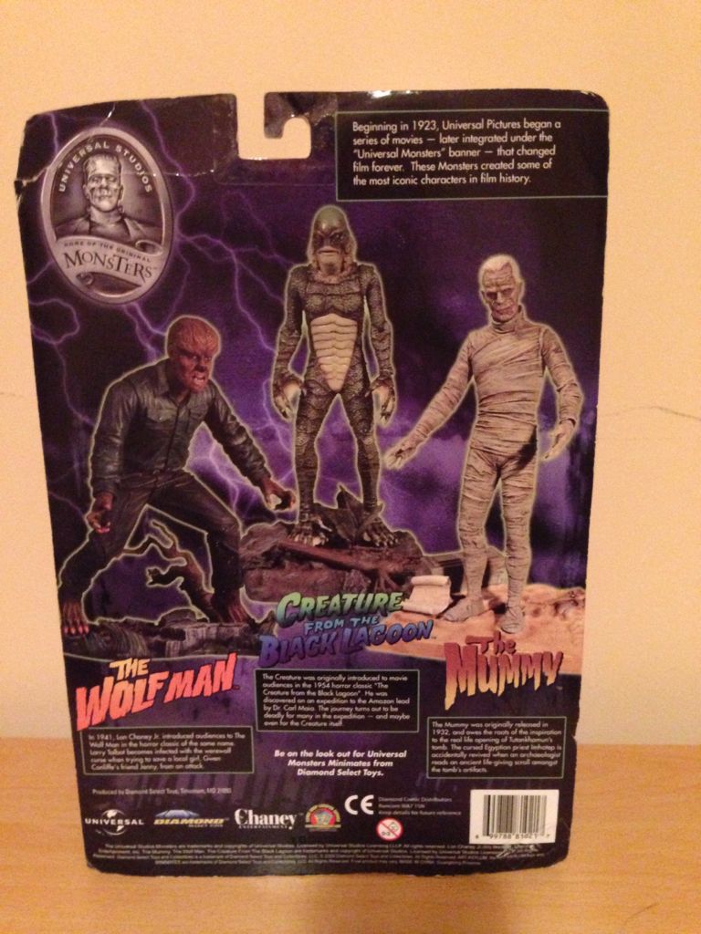 Universal Monsters: The Wolfman - Diamond Select Toys (Universal Studios: Home Of The Original Monsters) action figure collectible [Barcode 699788810217] - Main Image 2