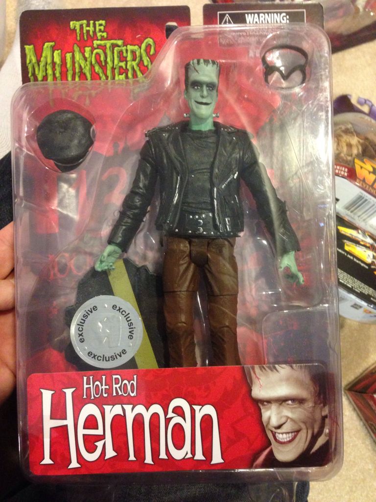 Hot Rod Herman  - Diamond Select Toys (The Munsters) action figure collectible [Barcode 699788811788] - Main Image 2