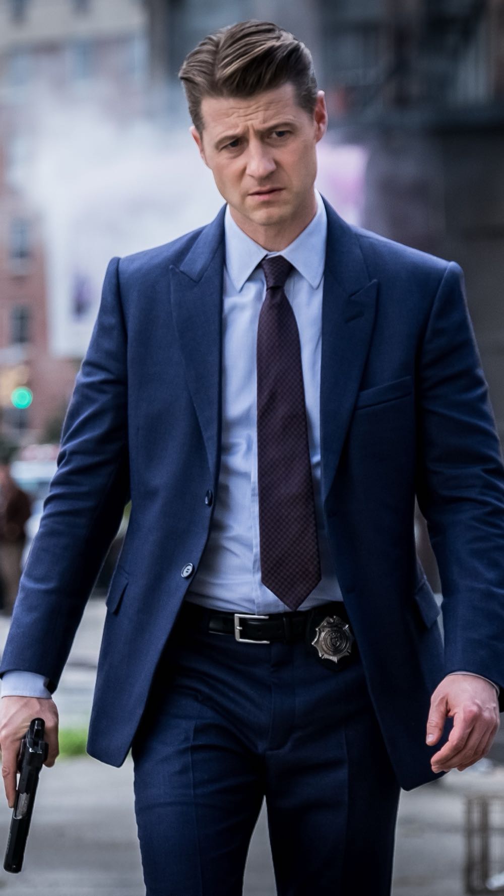 Det. Jim Gordan - Diamond Select (DC Comics) action figure collectible [Barcode 699788814185] - Main Image 4