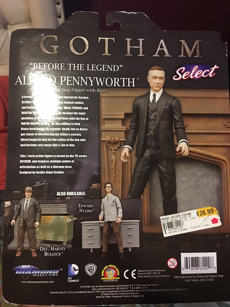 Gotham: Before The Legend Alfred Pennyworth - Diamond Select Toys (Gotham: Before The Legend) action figure collectible [Barcode 699788814208] - Main Image 2
