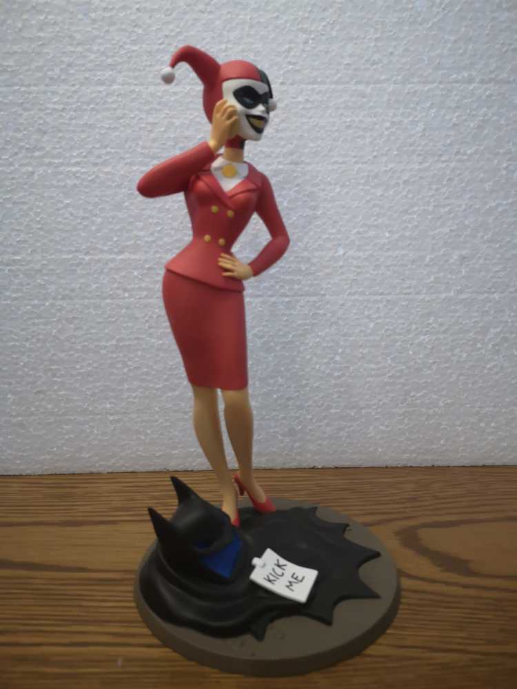 Harley Quinn - Dialond Selections (Batman The Animated Series) action figure collectible [Barcode 699788814864] - Main Image 2