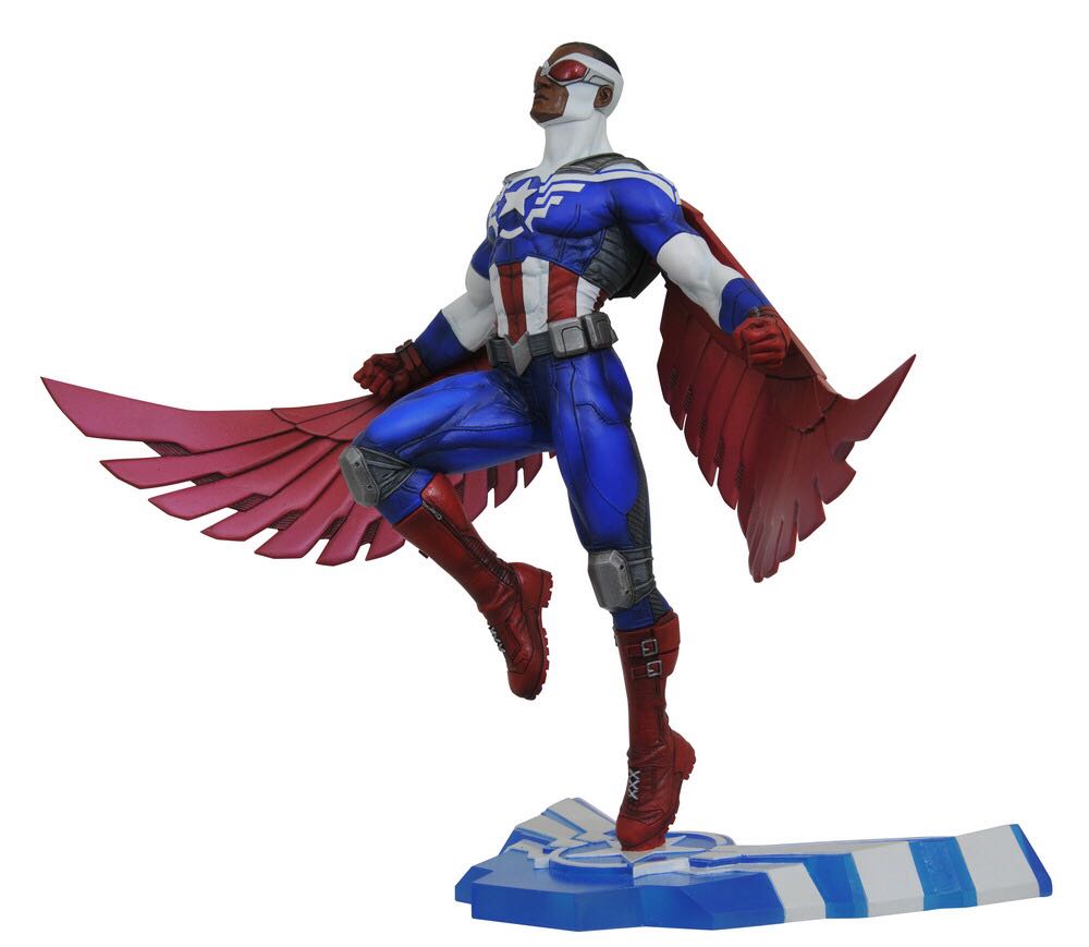 Sam Wilson Captain America Diamond Select PVC Diorama - Diamond Select (Marvel Sam Wilson Captain America) action figure collectible [Barcode 699788815243] - Main Image 2