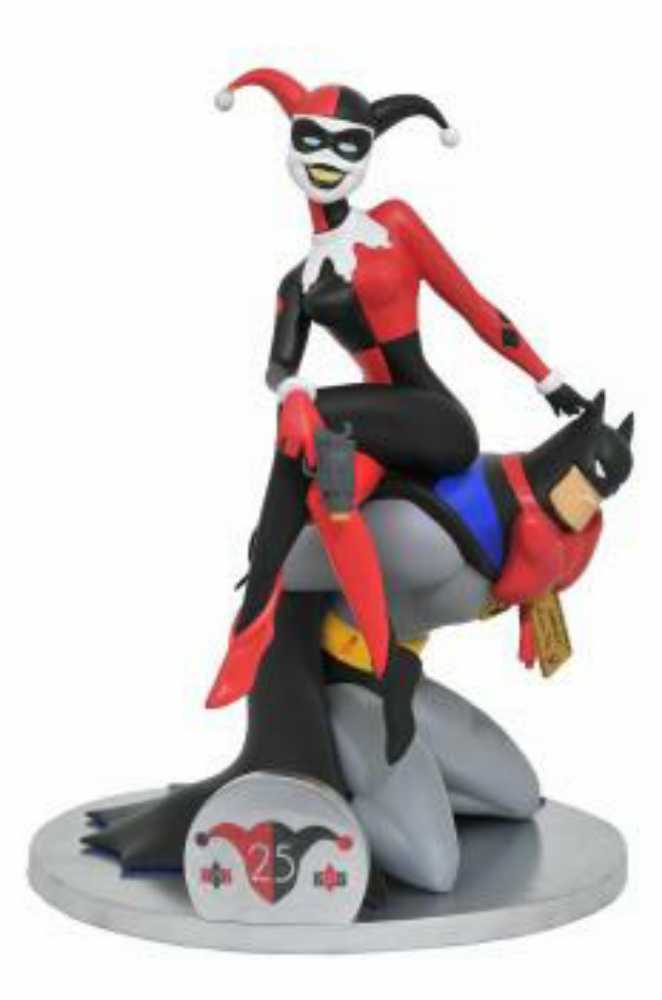 Batman The Animated Series Harley Quinn  25th Anniversary Edition  - Diamond Select (Batman The Animated Series) action figure collectible [Barcode 699788823811] - Main Image 3